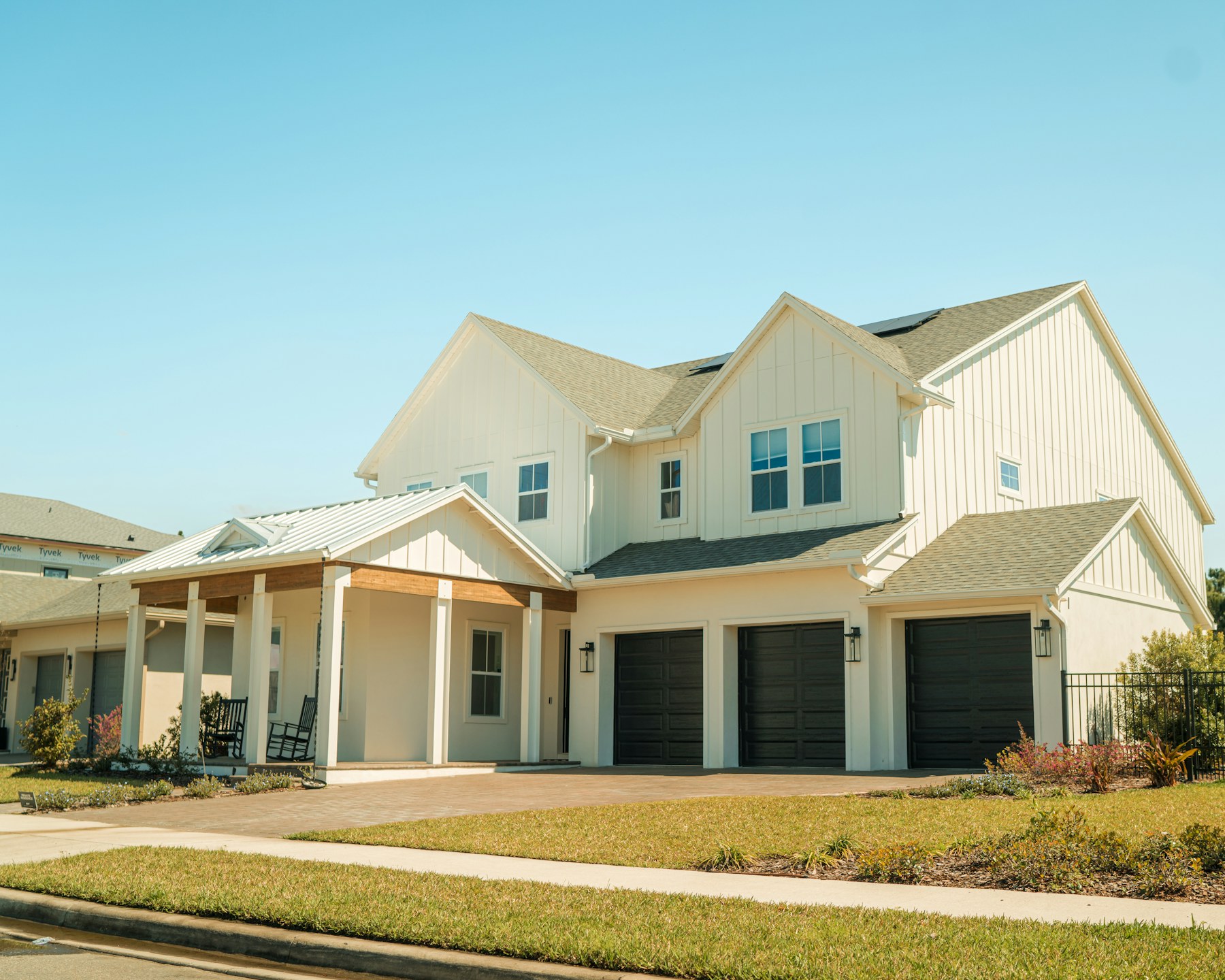 Auburndale — Gated lakefront communities around Lake Juliana, Water Ridge, and Bent Oak, plus older downtown around Lake Ariana and the I-4 distribution corridor